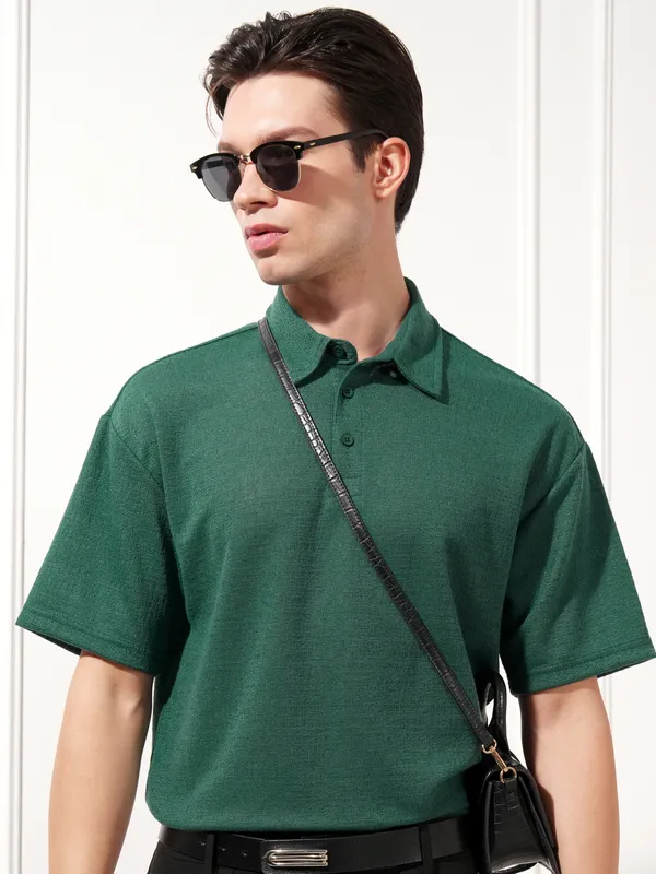 Highlander Men Teal Solid Polo Collar T-Shirt