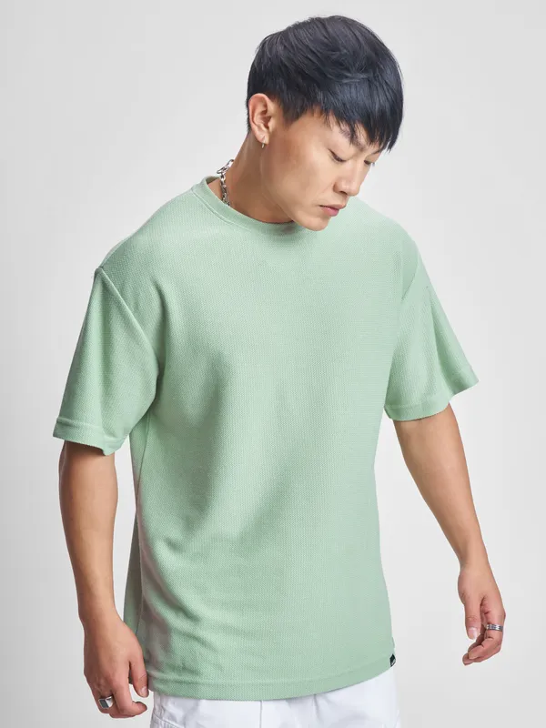 Highlander Men Green Solid Round Neck Oversized Fit T-Shirt