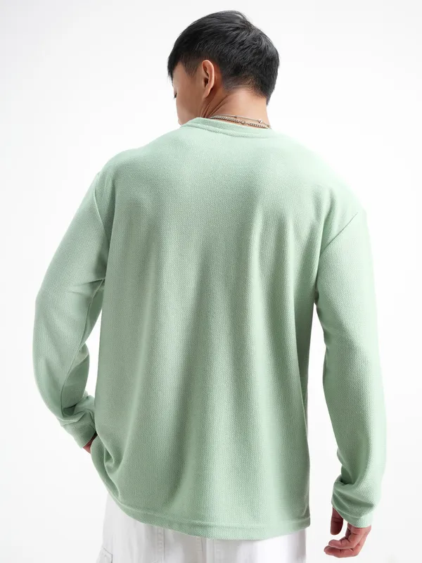 Highlander Men Green Solid Round Neck Oversized Fit T-Shirt