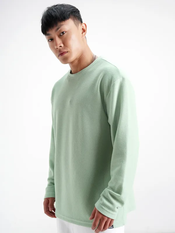 Highlander Men Green Solid Round Neck Oversized Fit T-Shirt