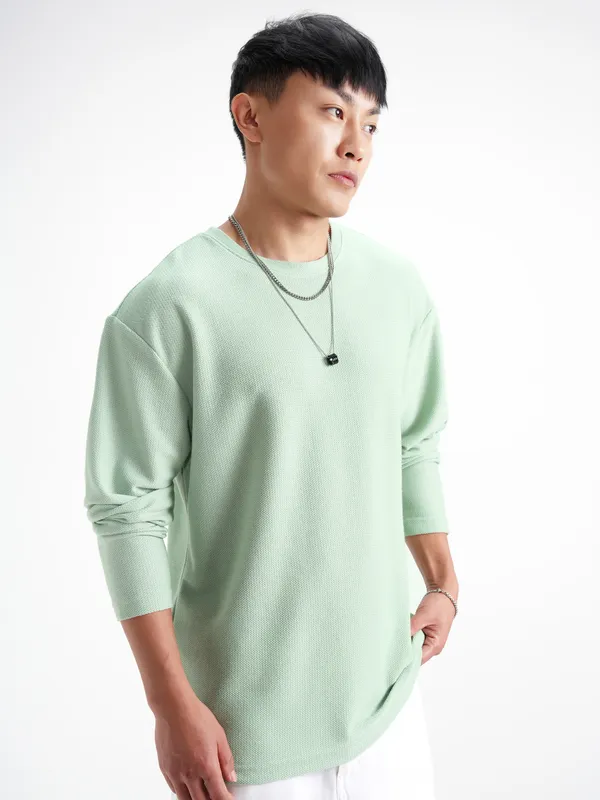 Highlander Men Green Solid Round Neck Oversized Fit T-Shirt