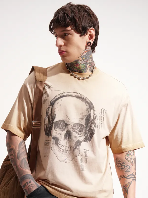 Highlander Men Brown Printed Round Neck Oversized Fit T-Shirt