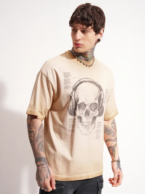 Highlander Men Brown Printed Round Neck Oversized Fit T-Shirt
