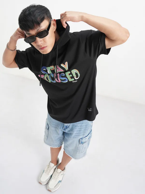 Highlander Men Black Printed Hood T-Shirt