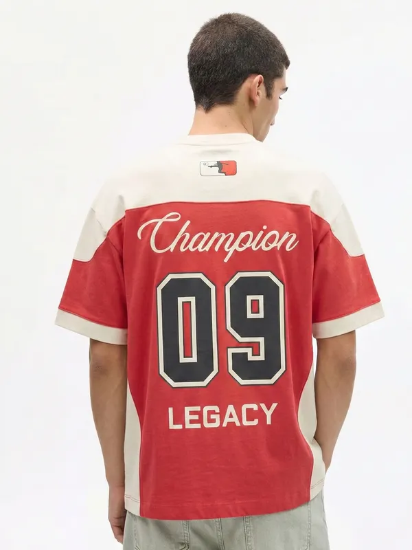 Highlander Men Red Printed Round Neck Oversized Fit T-Shirt