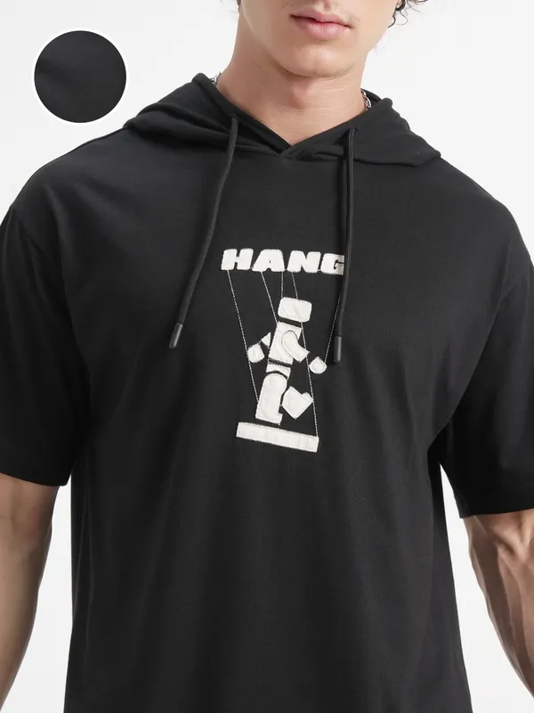 Highlander Men Black Printed Hood T-Shirt