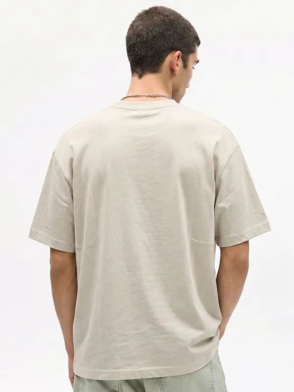 Highlander Men Beige Applique Round Neck T-Shirt