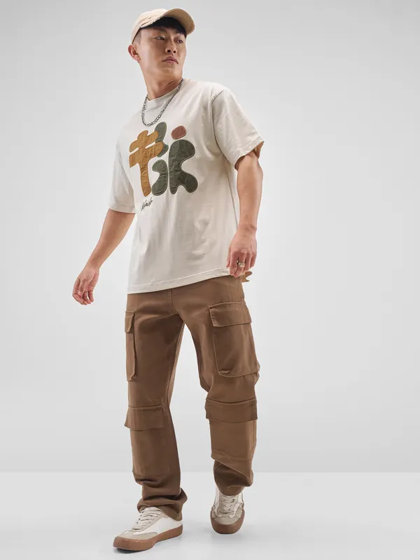 Highlander Men Beige Applique Round Neck T-Shirt