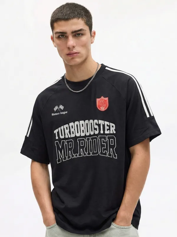 Highlander Men Black Printed Round Neck Oversized Fit T-Shirt