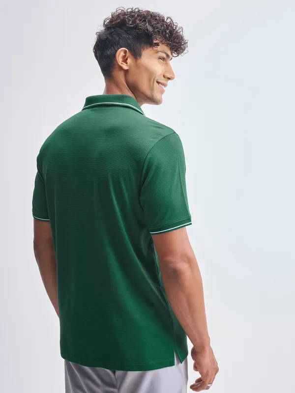 Highlander Men Green Solid Polo Collar T-Shirt