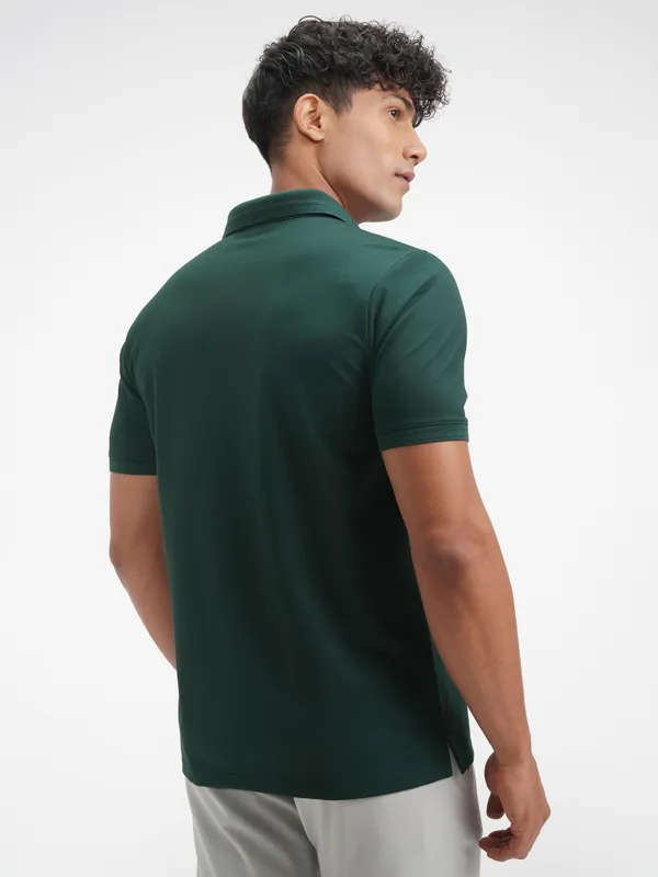 Highlander Men Green Solid Polo Collar T-Shirt