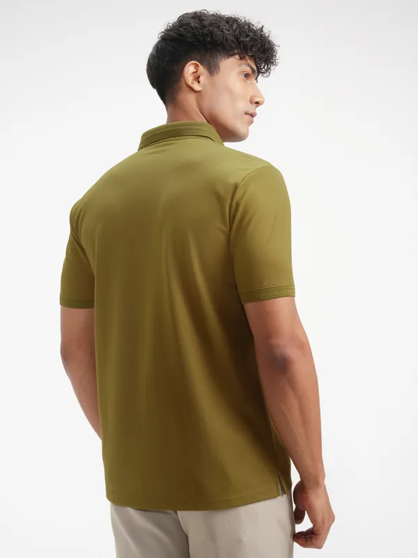 Highlander Men Khaki Solid Polo Collar T-Shirt