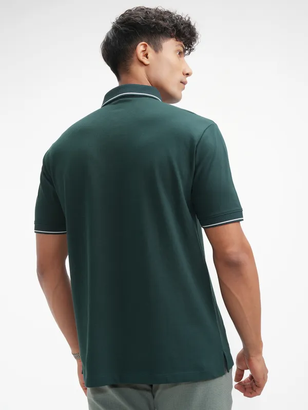 Highlander Men Green Solid Polo Collar T-Shirt