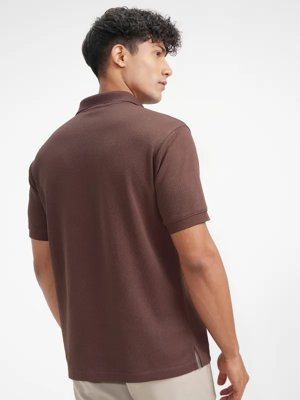 Men Solid Polo Collar T-Shirt