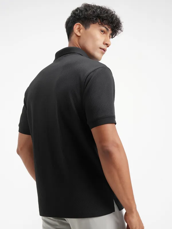Highlander Men Black Solid Polo Collar T-Shirt