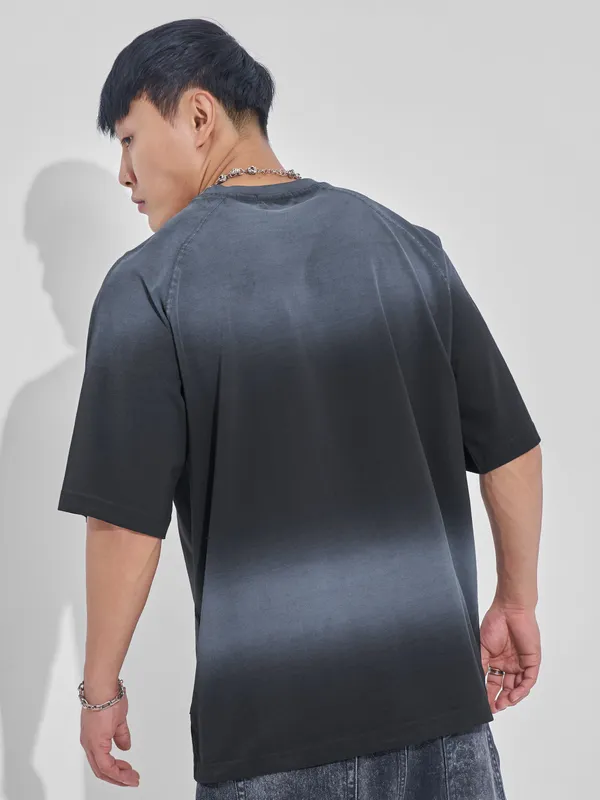 Highlander Men Black Printed Round Neck Oversized Fit T-Shirt