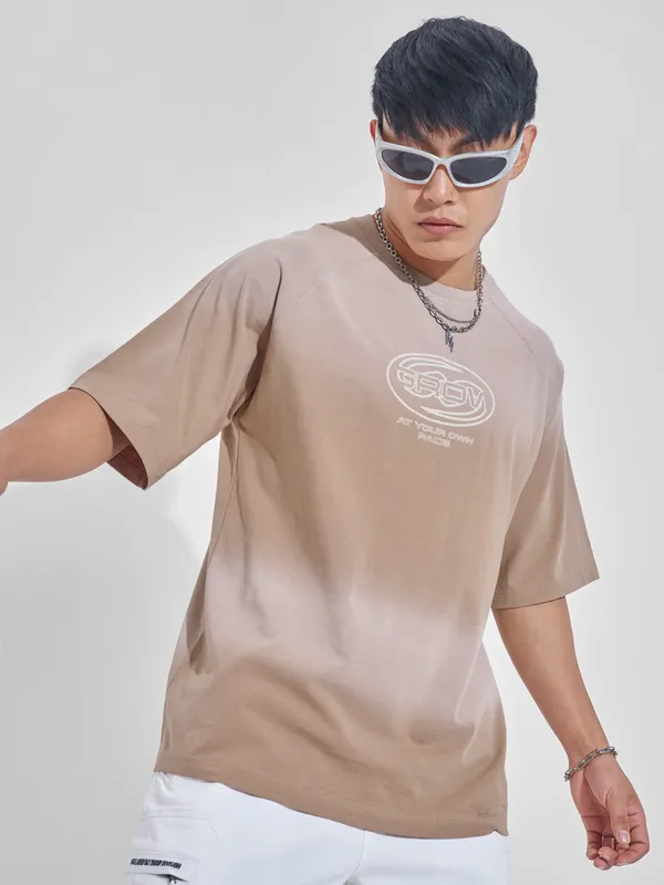 Highlander Men Tan Printed Round Neck Oversized Fit T-Shirt