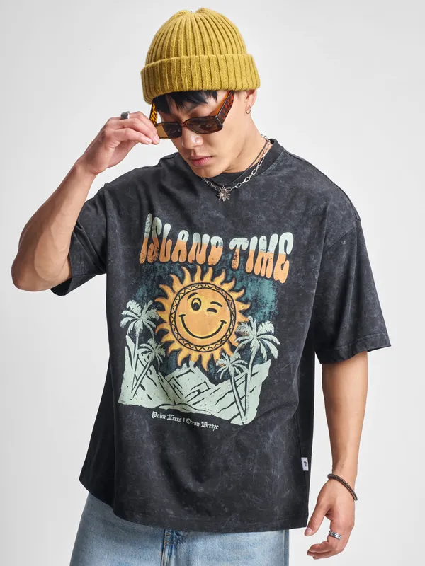 Highlander Men Black Printed Round Neck Oversized Fit T-Shirt