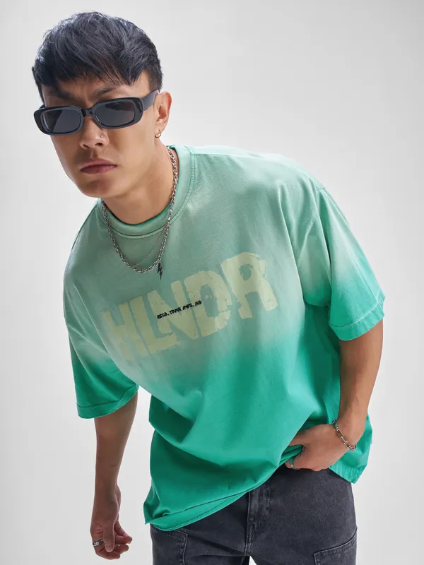 Highlander Men Turquoise Printed Round Neck Oversized Fit T-Shirt