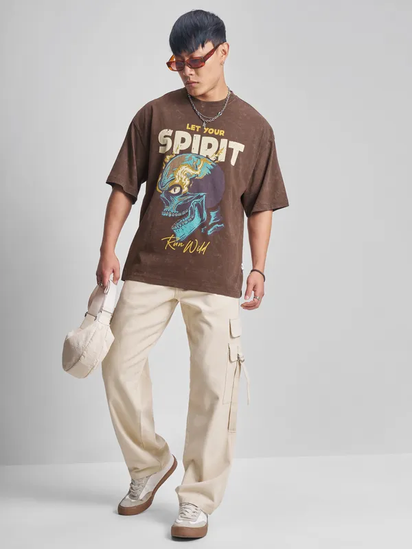 Highlander Men Brown Printed Round Neck Oversized Fit T-Shirt