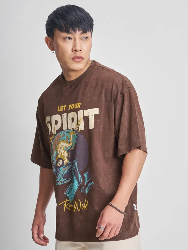 Highlander Men Brown Printed Round Neck Oversized Fit T-Shirt