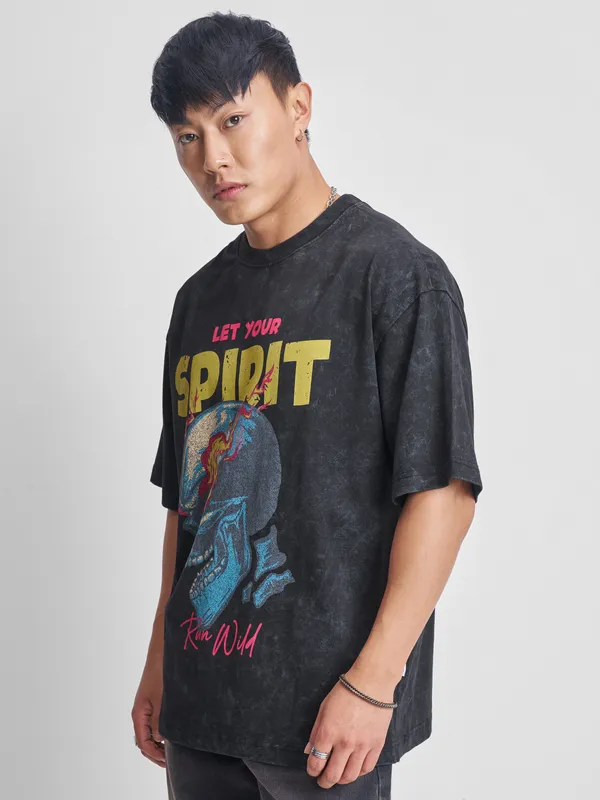 Highlander Men Black Printed Round Neck Oversized Fit T-Shirt