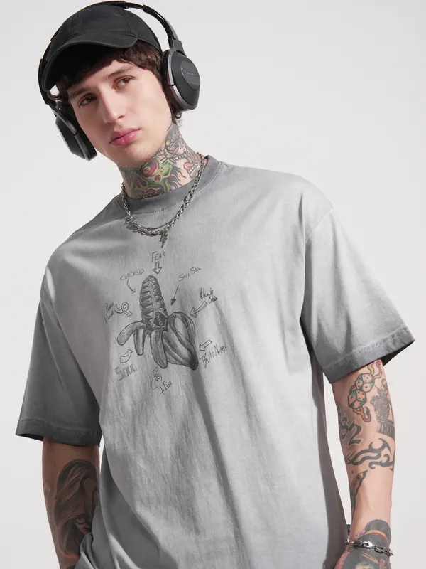 Highlander Men Grey Printed Round Neck Oversized Fit T-Shirt