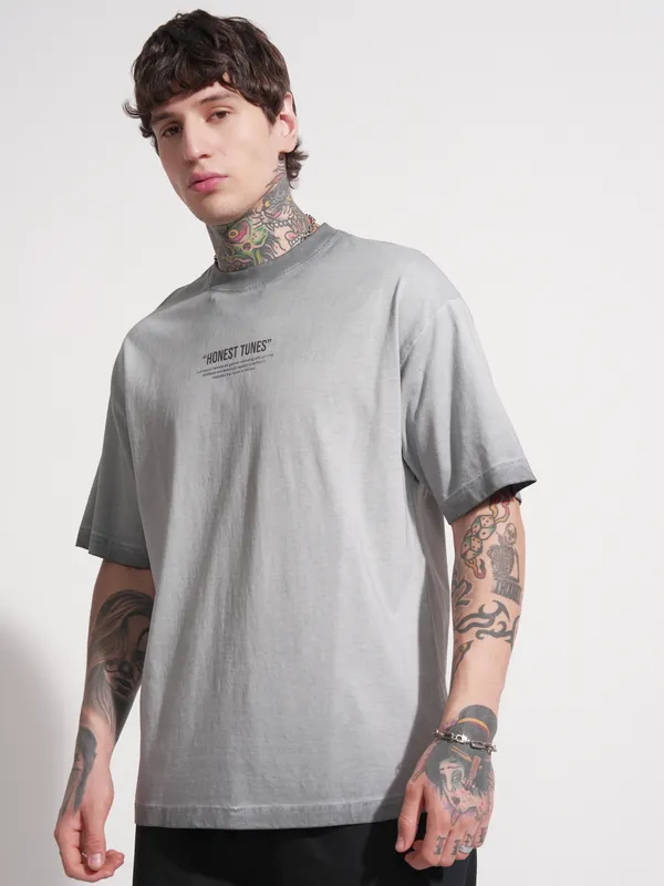 Highlander Men Grey Printed Round Neck Oversized Fit T-Shirt
