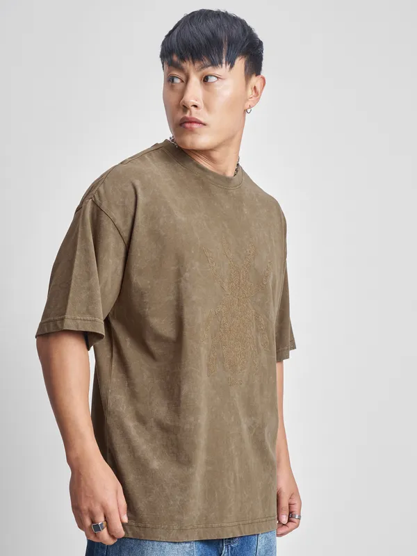 Highlander Men Khaki Self Design Round Neck Oversized Fit T-Shirt