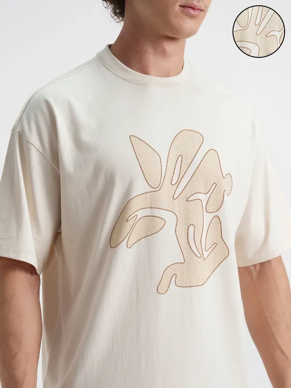 Highlander Men Cream Printed Round Neck Oversized Fit T-Shirt