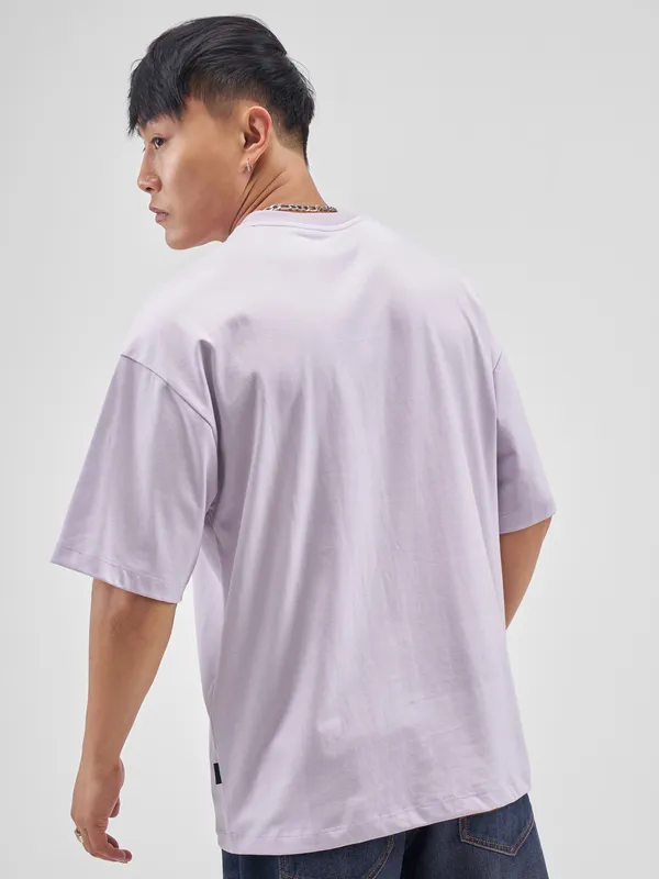 Highlander Men Lvender Printed Round Neck Oversized Fit T-Shirt