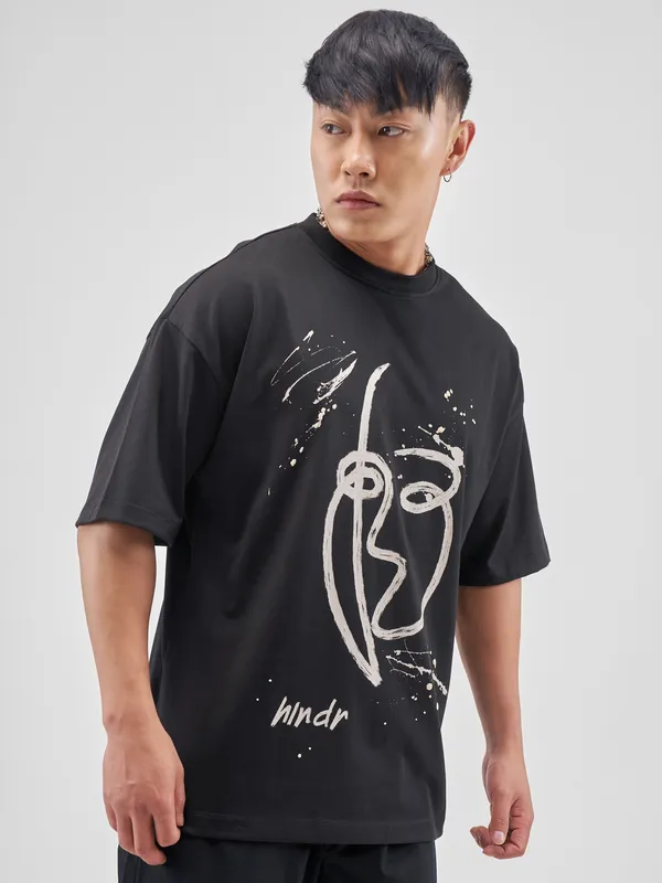 Highlander Men Black Printed Round Neck Oversized Fit T-Shirt