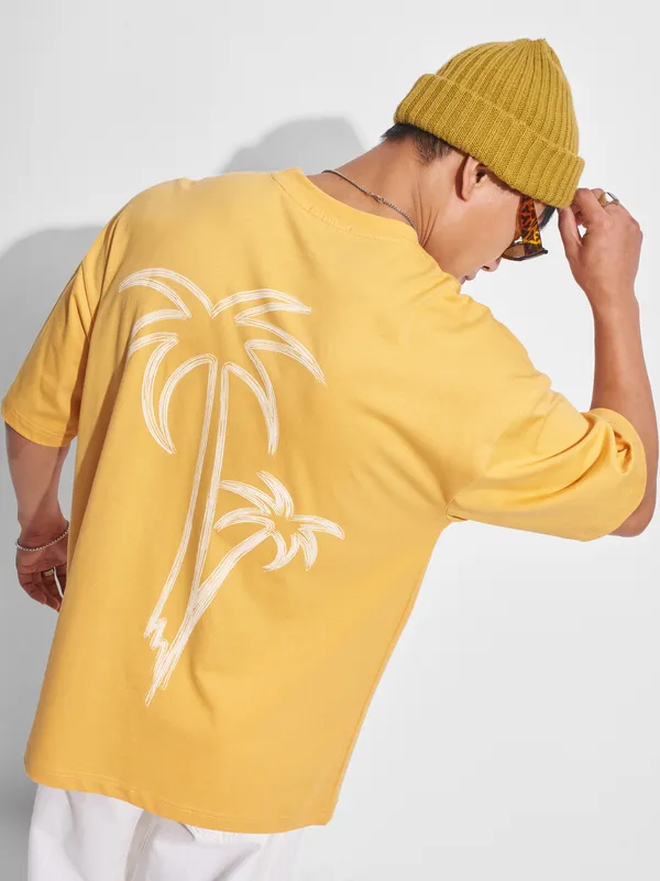 Highlander Men Yellow Printed Round Neck Oversized Fit T-Shirt