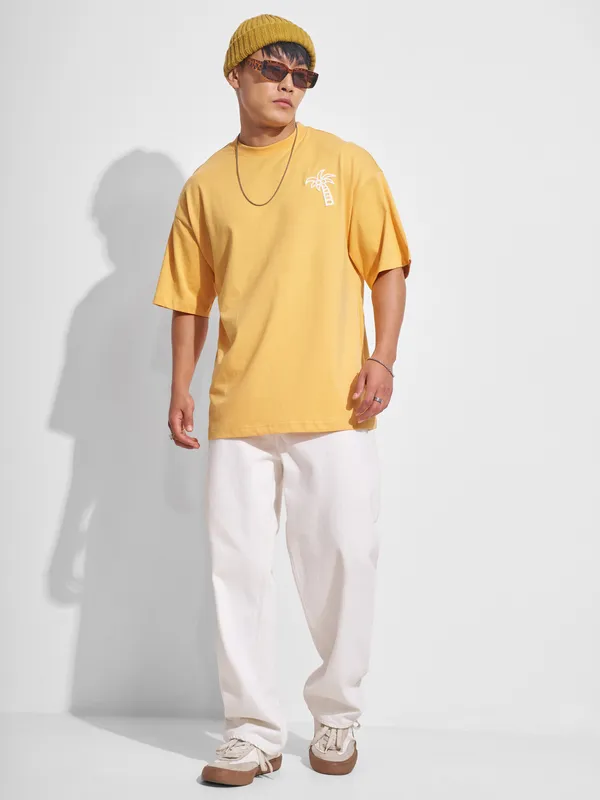 Highlander Men Yellow Printed Round Neck Oversized Fit T-Shirt