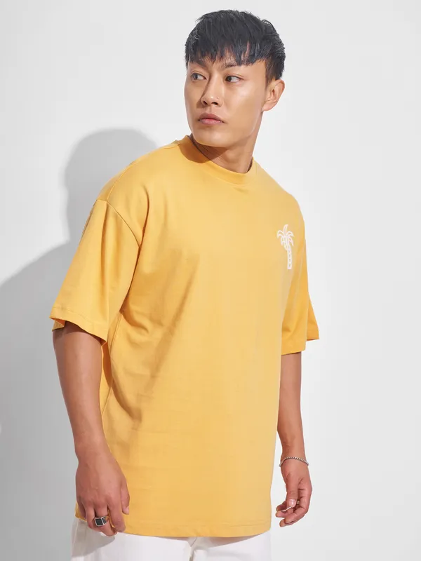 Highlander Men Yellow Printed Round Neck Oversized Fit T-Shirt