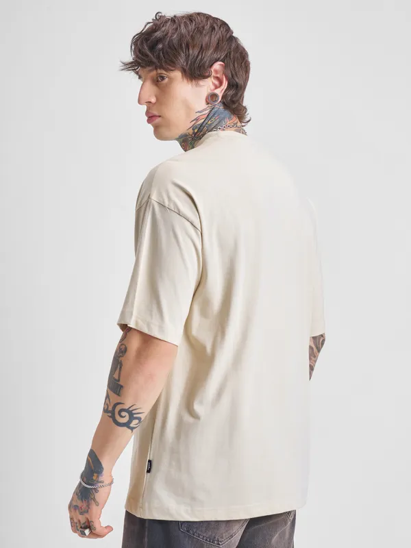 Highlander Men Cream Printed Round Neck Oversized Fit T-Shirt