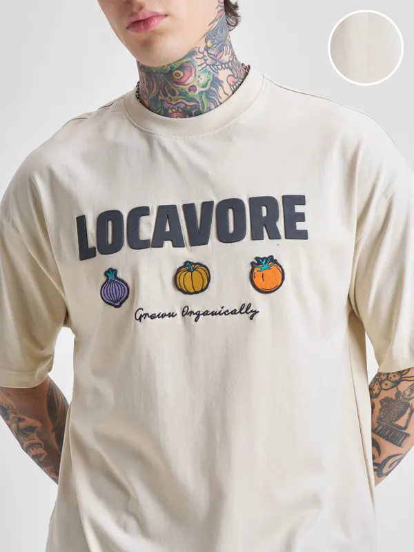 Highlander Men Cream Printed Round Neck Oversized Fit T-Shirt