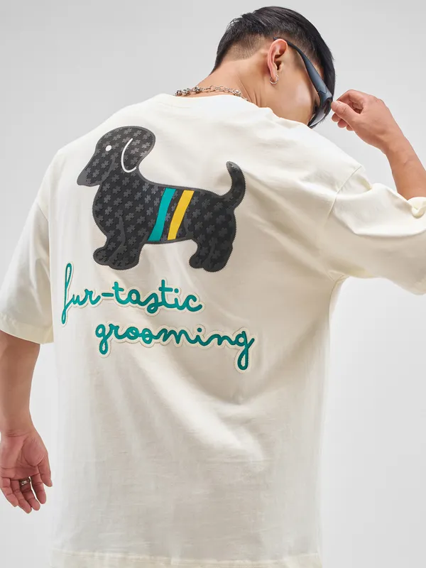 Highlander Men Cream Printed Round Neck Oversized Fit T-Shirt