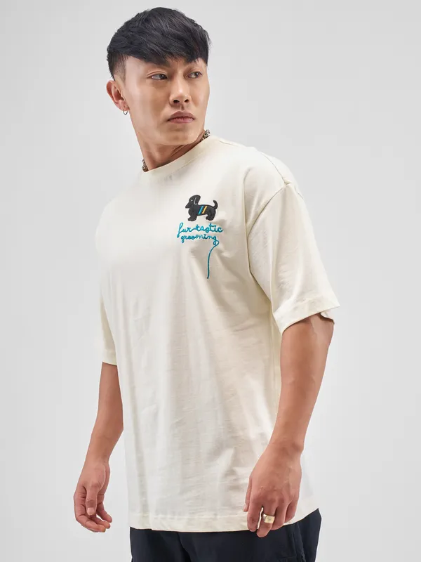 Highlander Men Cream Printed Round Neck Oversized Fit T-Shirt