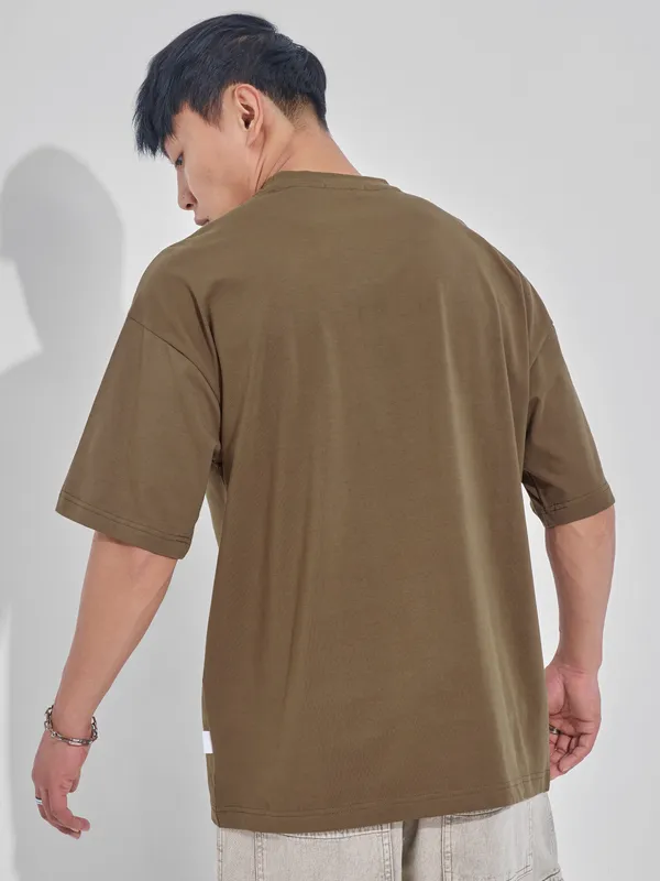 Highlander Men Khaki Printed Round Neck Oversized Fit T-Shirt