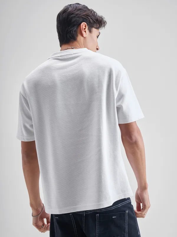 Highlander Men White Printed Round Neck Oversized Fit T-Shirt