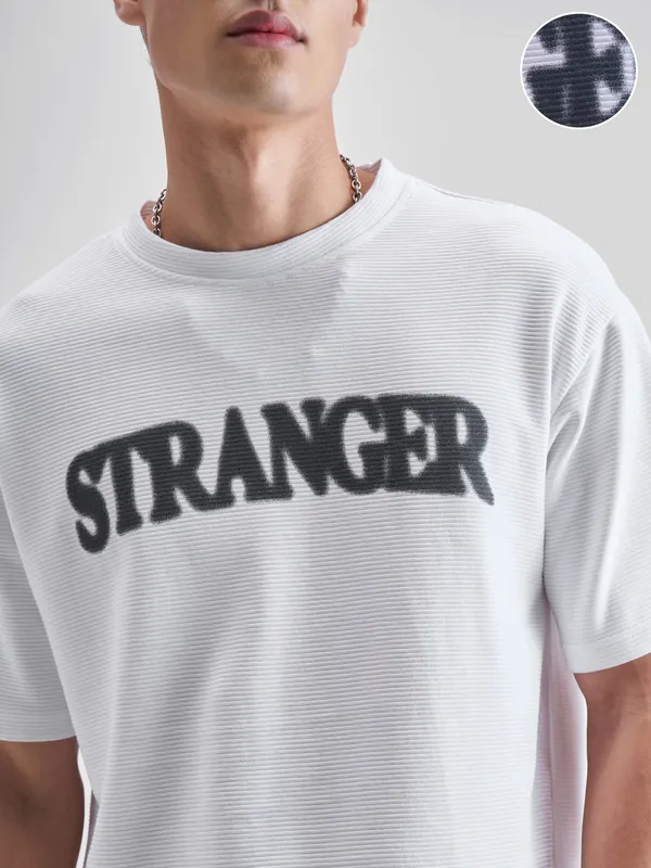 Highlander Men White Printed Round Neck Oversized Fit T-Shirt