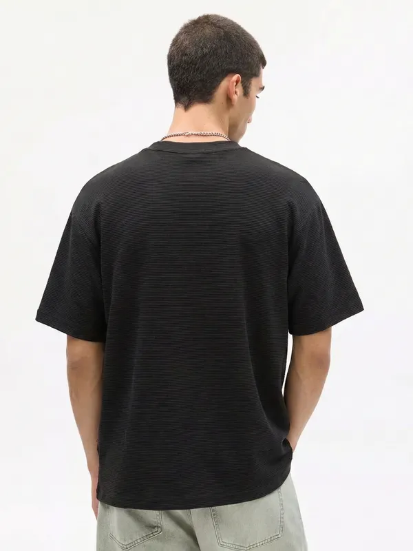 Highlander Men Black Printed Round Neck Oversized Fit T-Shirt