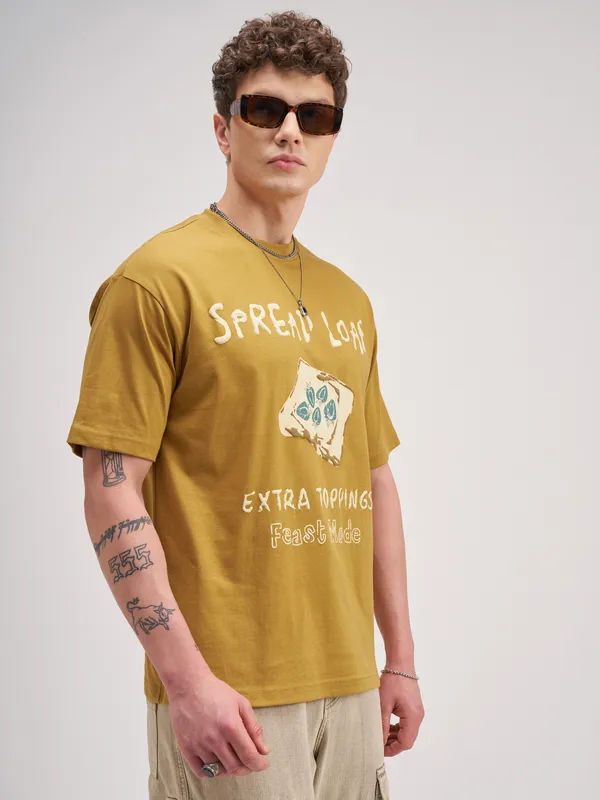 Highlander Men Mustard Printed Round Neck T-Shirt