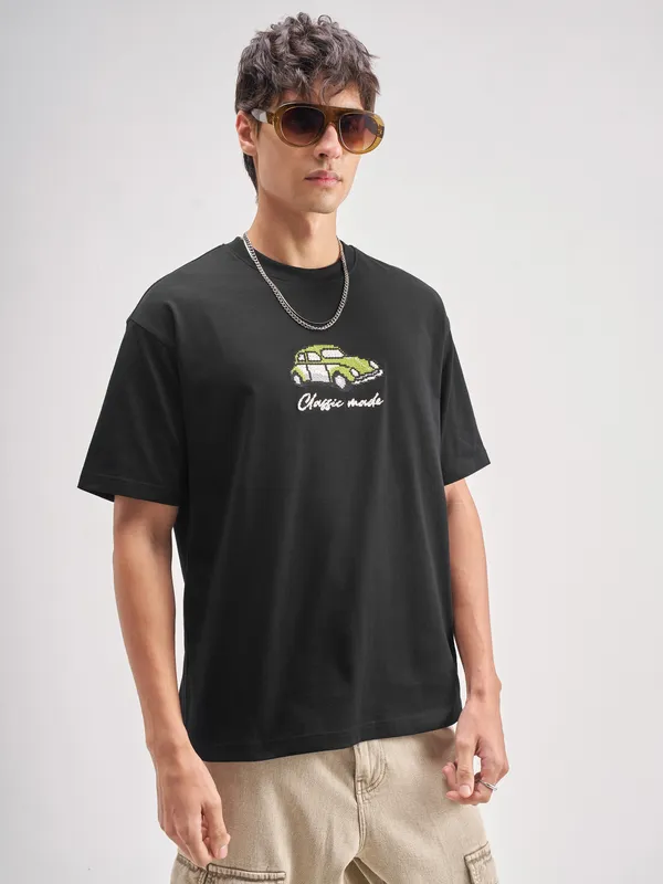 Highlander Men Black Embroidered Round Neck Embroidered T-Shirt