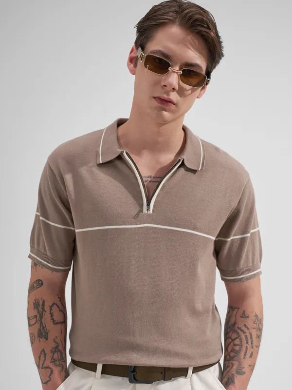 Highlander Men Taupe Solid Polo Collar T-Shirt