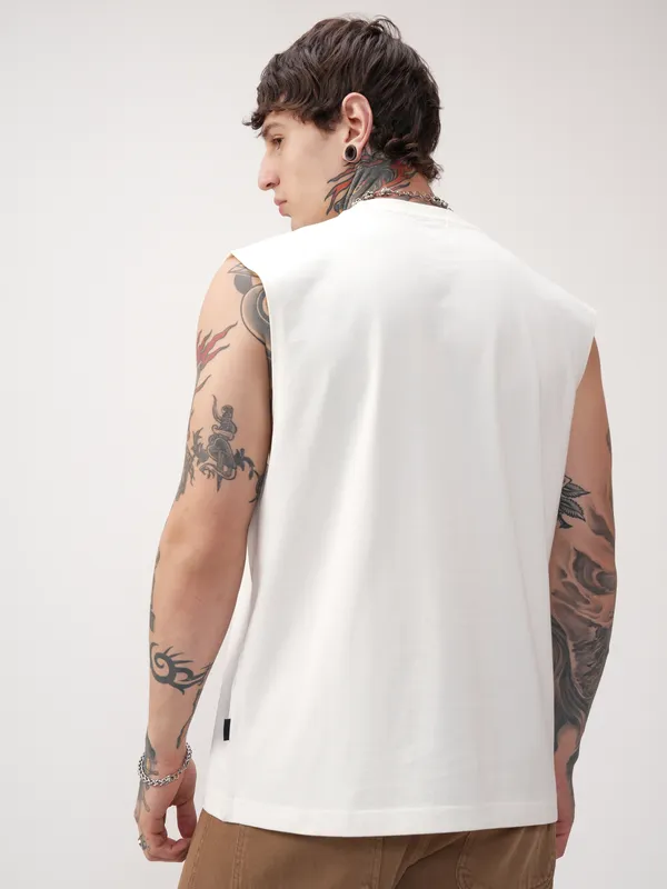 Highlander Men Off White Printed Round Neck T-Shirt