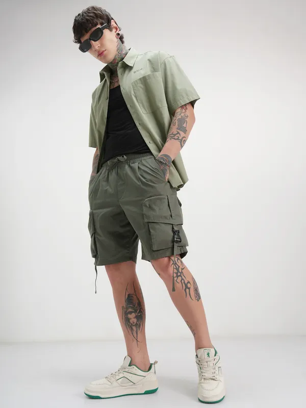 Highlander Men Olive Slim Fit Cargo Shorts