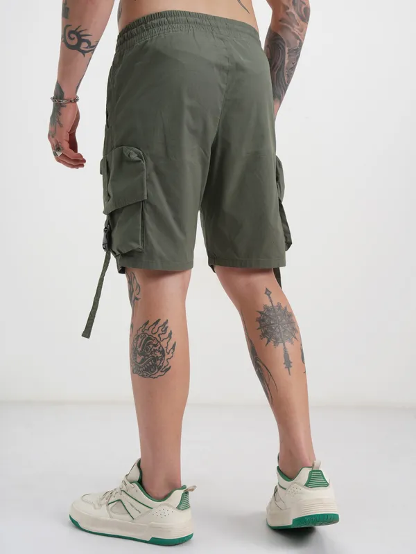 Highlander Men Olive Slim Fit Cargo Shorts