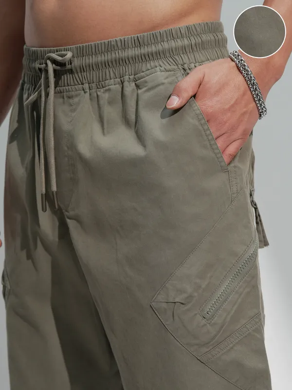 Highlander Men Khaki Regular Fit Shorts
